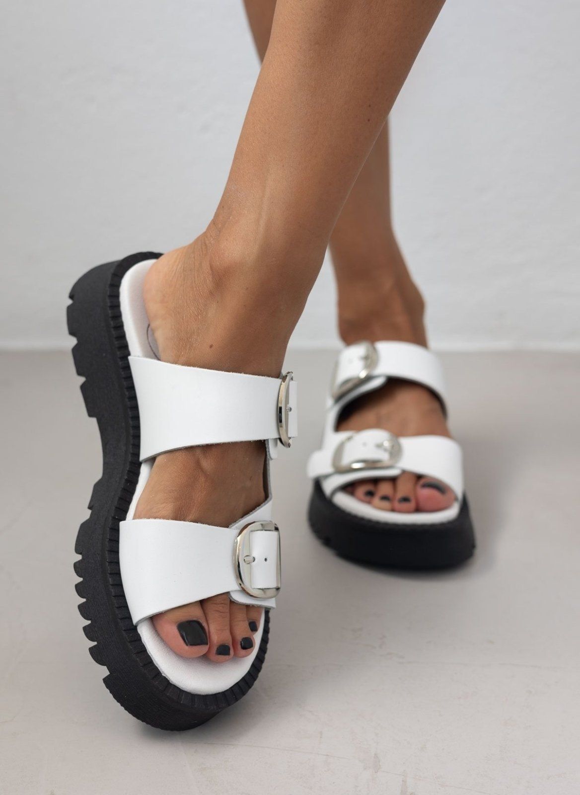 Σανδάλια flatforms δερμάτινα με διπλή φάσα TFP - Λευκό - thefashionproject.gr - TFP