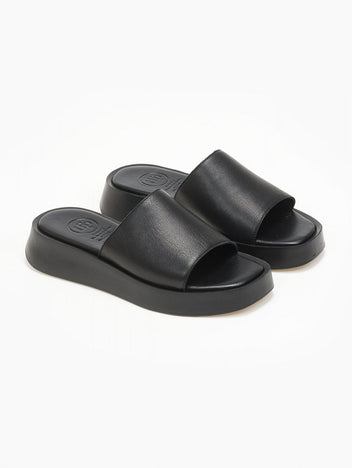 Σανδάλια flatforms δερμάτινα με φαρδιά φάσα tfp - Μαύρο - thefashionproject.gr - TFP