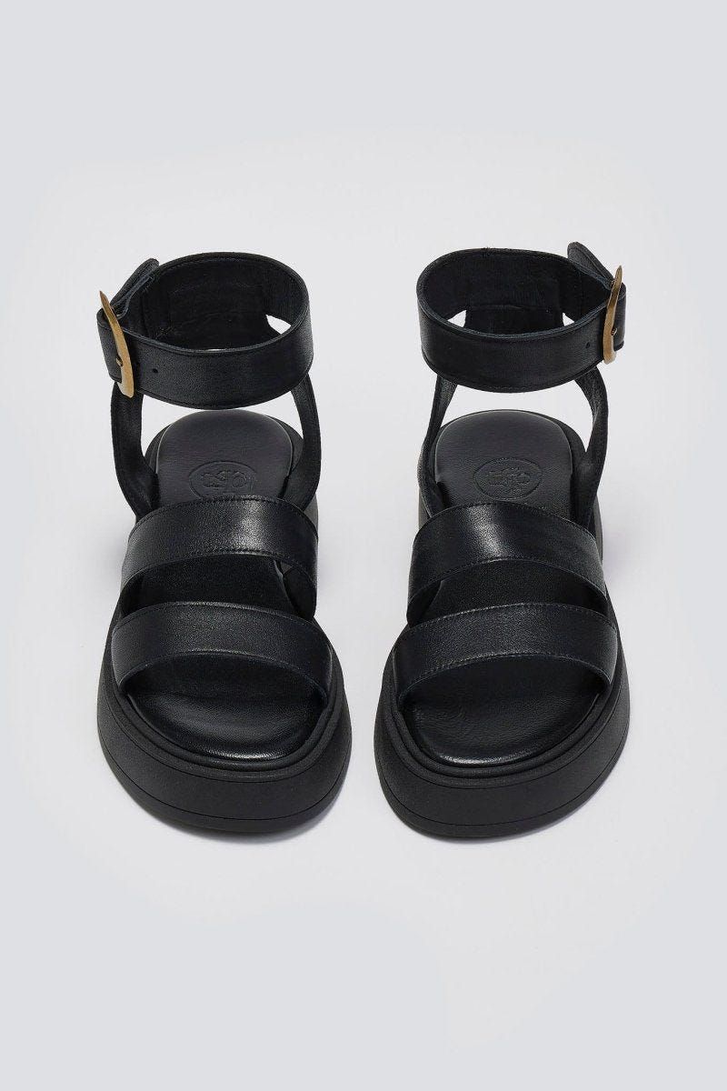 Σανδάλια flatforms δερμάτινα με φάσες TFP - Μαύρο - thefashionproject.gr - TFP