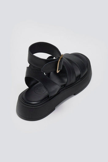 Σανδάλια flatforms δερμάτινα με φάσες TFP - Μαύρο - thefashionproject.gr - TFP