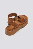 Σανδάλια flatforms δερμάτινα με φάσες TFP - Ταμπά - thefashionproject.gr - TFP
