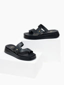 Σανδάλια flatforms δερμάτινα με ιδιαίτερη φάσα tfp