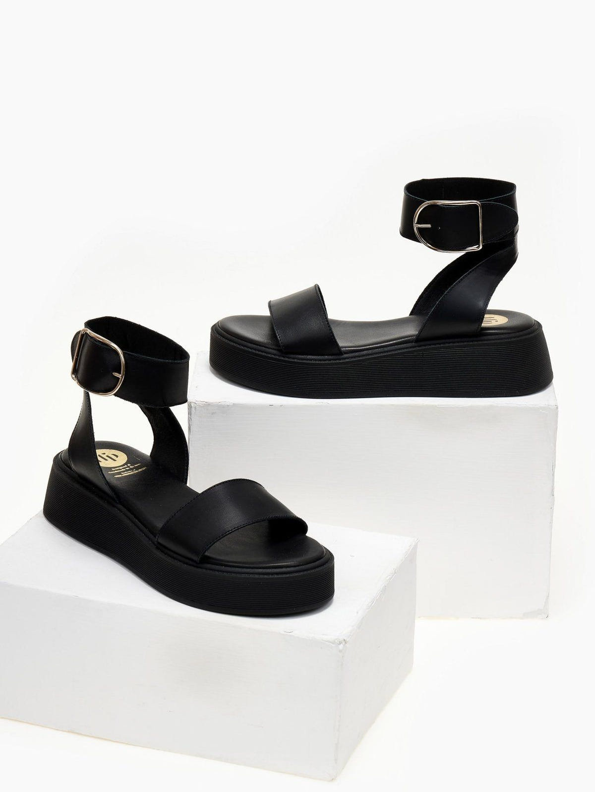 Σανδάλια flatforms δερμάτινα με μπαρέτα TFP - Μαύρο - thefashionproject.gr - TFP