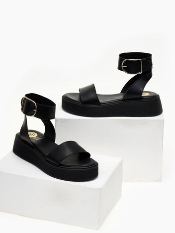 Σανδάλια flatforms δερμάτινα με μπαρέτα TFP - Μαύρο - thefashionproject.gr - TFP