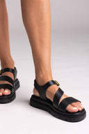Σανδάλια flatforms δερμάτινα με μπαρέτα Tfp - Μαύρο - thefashionproject.gr - TFP