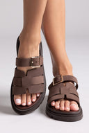 Σανδάλια flatforms δερμάτινα με περαστή φάσα Tfp - Καφέ - thefashionproject.gr - TFP