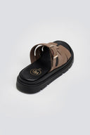 Σανδάλια flatforms δερμάτινα με περαστή φάσα Tfp - Τάουπε - thefashionproject.gr - TFP