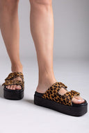 Σανδάλια flatforms δερμάτινα με print ATENEO - Leopard - thefashionproject.gr - ATENEO