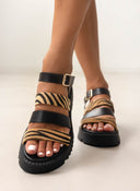 Σανδάλια flatforms δερμάτινα με συνθετικό ponyskin TFP - Μαύρο/Μπεζ - thefashionproject.gr - TFP