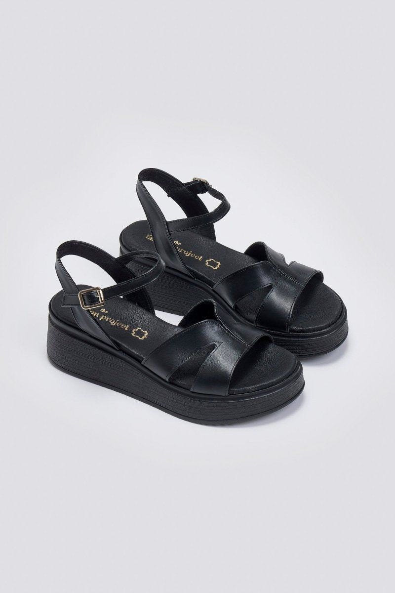 Σανδάλια flatforms δερμάτινα TFP - Μαύρο - thefashionproject.gr - TFP