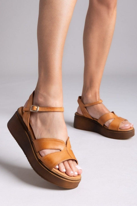 Sandálias flatform em pele - Camel