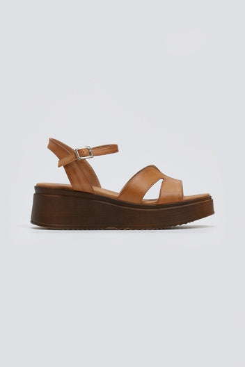 Σανδάλια flatforms δερμάτινα TFP - Ταμπά - thefashionproject.gr - TFP