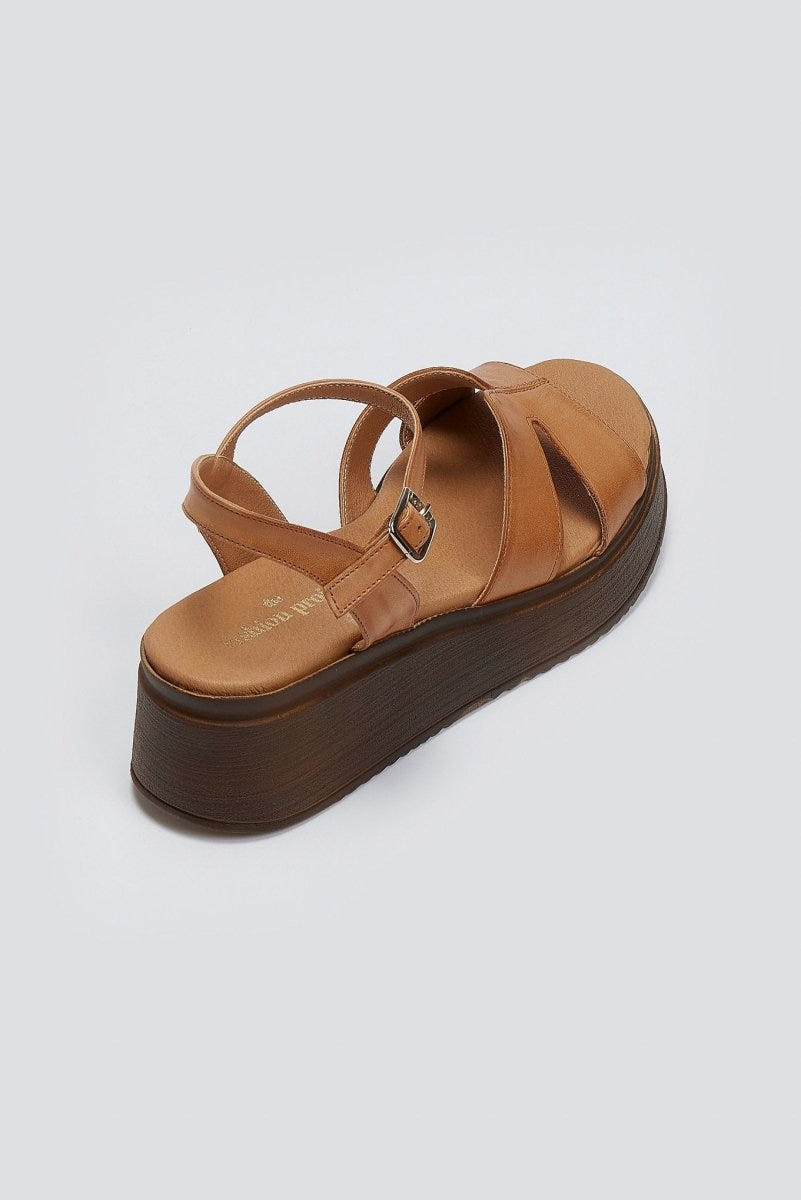 Σανδάλια flatforms δερμάτινα TFP - Ταμπά - thefashionproject.gr - TFP