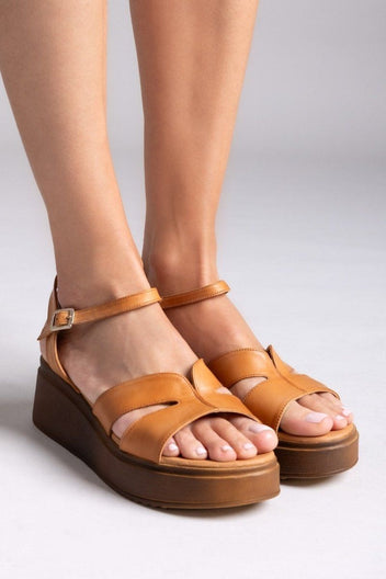 Σανδάλια flatforms δερμάτινα TFP - Ταμπά - thefashionproject.gr - TFP