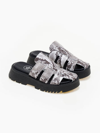 Σανδάλια flatforms fisherman με print TFP - Λευκό/Μαύρο - thefashionproject.gr - TFP