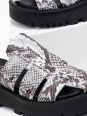 Σανδάλια flatforms fisherman με print TFP - Λευκό/Μαύρο - thefashionproject.gr - TFP