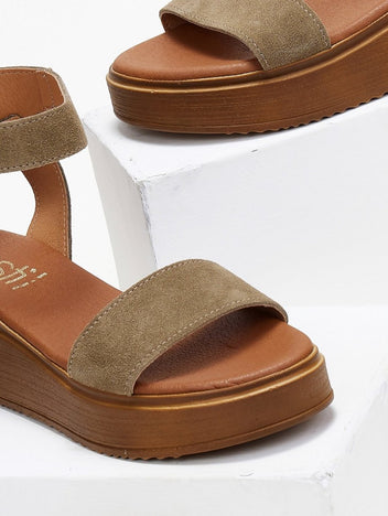 Σανδάλια flatforms καστόρινα Estil - Λαδί - thefashionproject.gr - Estil