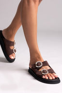 Σανδάλια flatforms καστόρινα με στρας Estil - Καφέ - thefashionproject.gr - Estil