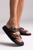 Σανδάλια flatforms καστόρινα με στρας Estil - Καφέ - thefashionproject.gr - Estil