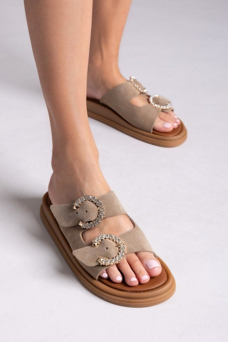 Σανδάλια flatforms καστόρινα με στρας Estil - Τάουπε - thefashionproject.gr - Estil