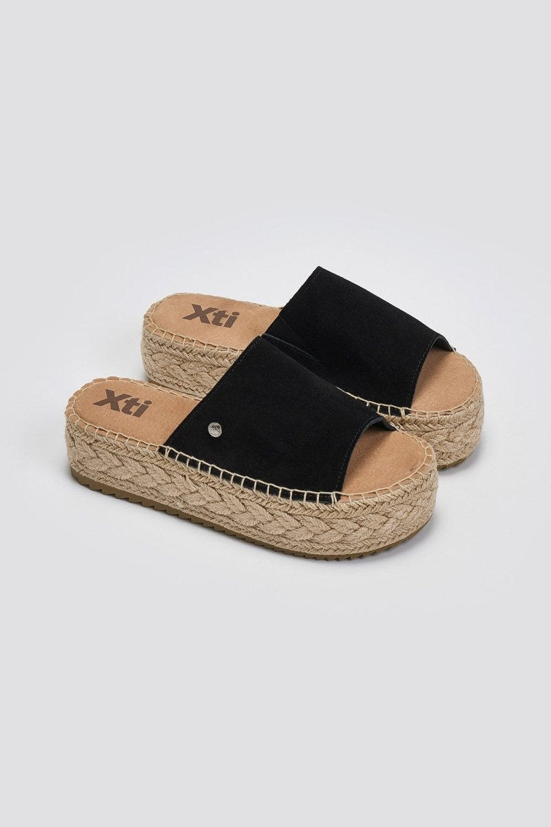 Σανδάλια flatforms καστόρινα Xti 143639 - Μαύρο - thefashionproject.gr - Xti Footwear