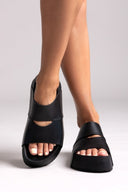 Σανδάλια flatforms με άνοιγμα Iris Sandals - Μαύρο - thefashionproject.gr - IRIS