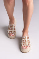 Σανδάλια flatforms με πλεκτό σχέδιο Refresh 172842 - Μπεζ - thefashionproject.gr - Refresh