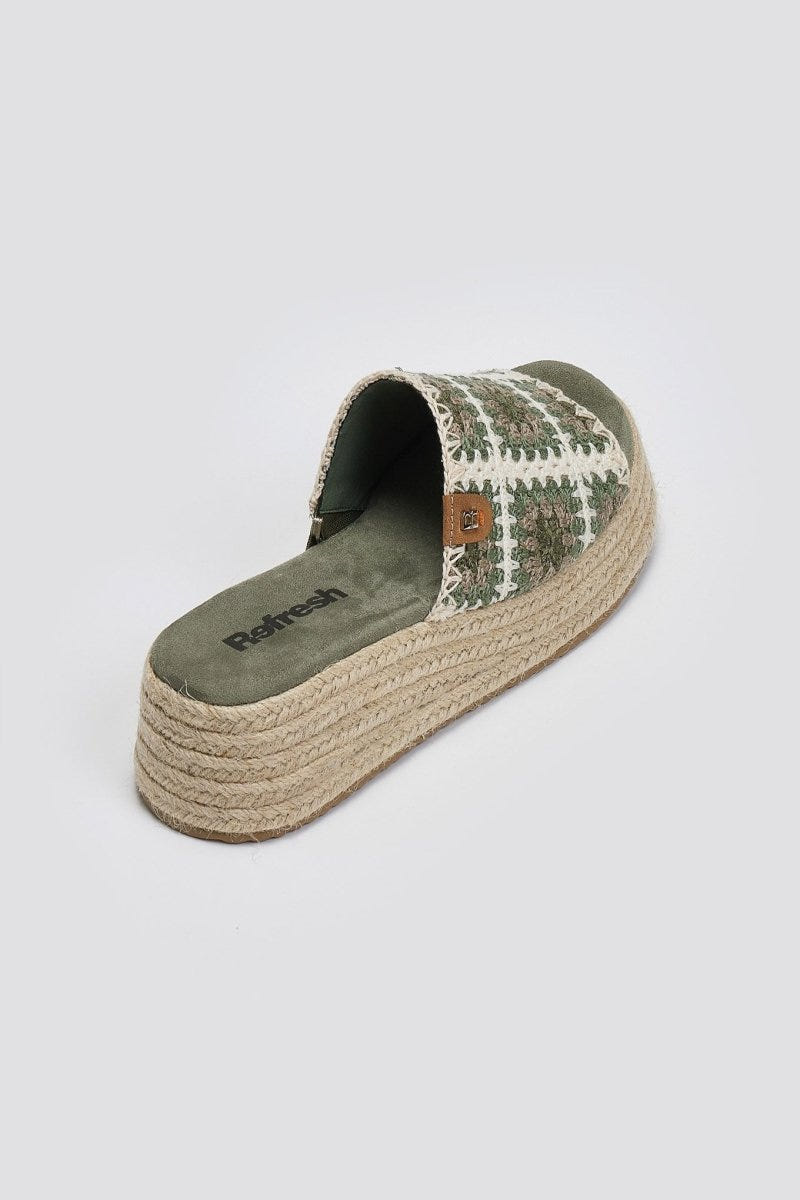Σανδάλια flatforms με πλεκτό σχέδιο Refresh 172842 - Χακί - thefashionproject.gr - Refresh