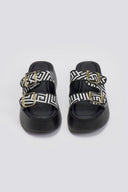 Σανδάλια flatforms με print Estil - Μαύρο - thefashionproject.gr - Estil