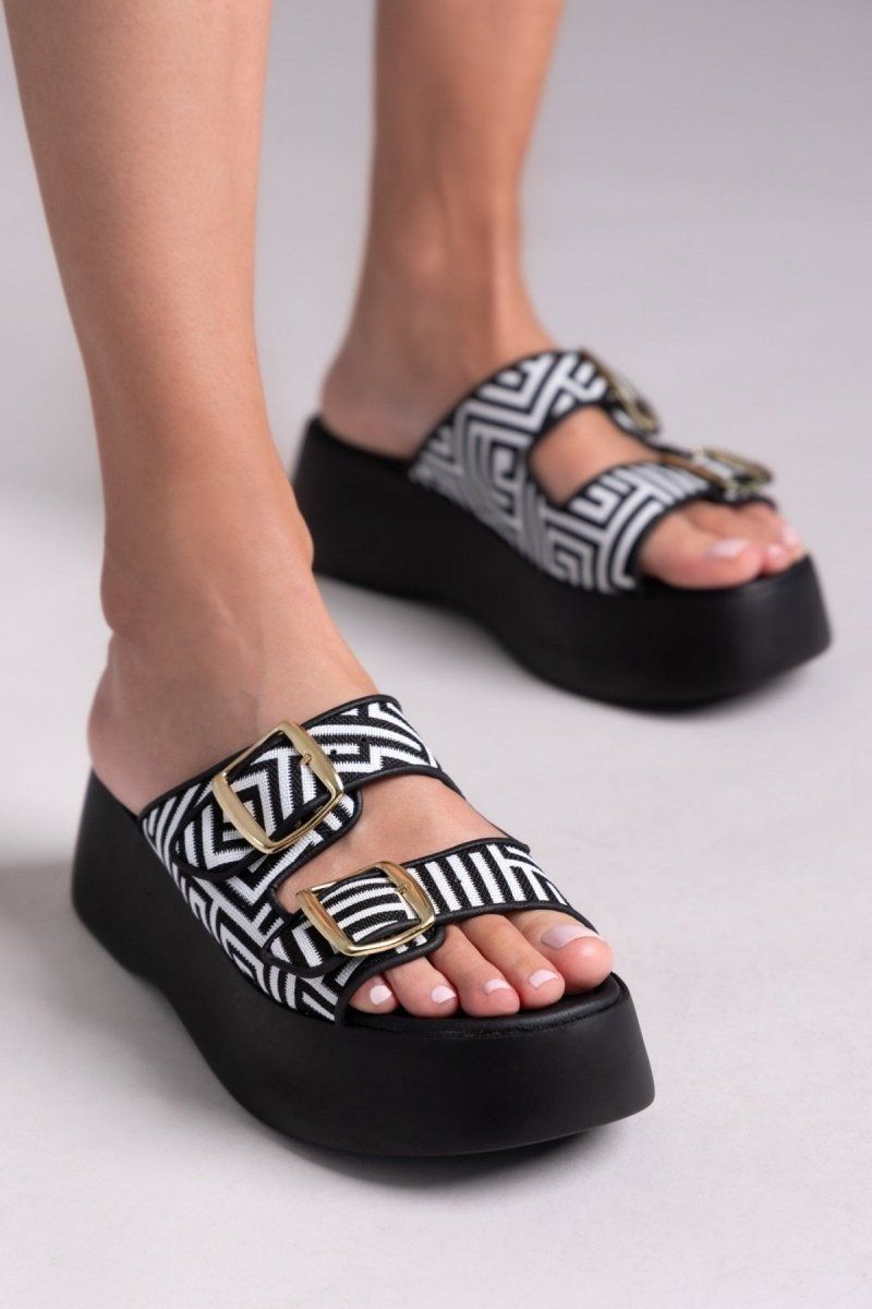 Σανδάλια flatforms με print Estil - Μαύρο - thefashionproject.gr - Estil