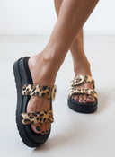 Σανδάλια flatforms με print και τοκά με στρας TFP - Leopard - thefashionproject.gr - TFP
