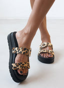 Σανδάλια flatforms με print και τοκά με στρας TFP - Leopard - thefashionproject.gr - TFP