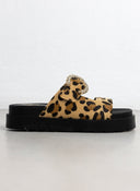Σανδάλια flatforms με print και τοκά με στρας TFP - Leopard - thefashionproject.gr - TFP
