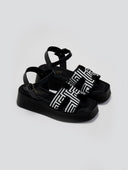Σανδάλια flatforms με υφασμάτινη print φάσα Estil - Μαύρο - thefashionproject.gr - Estil