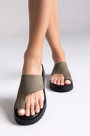 Σανδάλια flatforms nubuck με δάκτυλο Tfp - Χακί - thefashionproject.gr - TFP