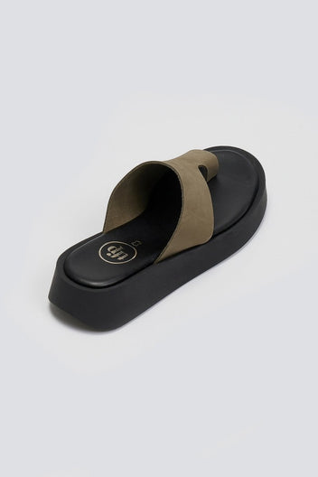 Σανδάλια flatforms nubuck με δάκτυλο Tfp - Χακί - thefashionproject.gr - TFP