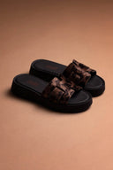 Σανδάλια flatforms ponyskin Estil - Καφέ - thefashionproject.gr - Estil