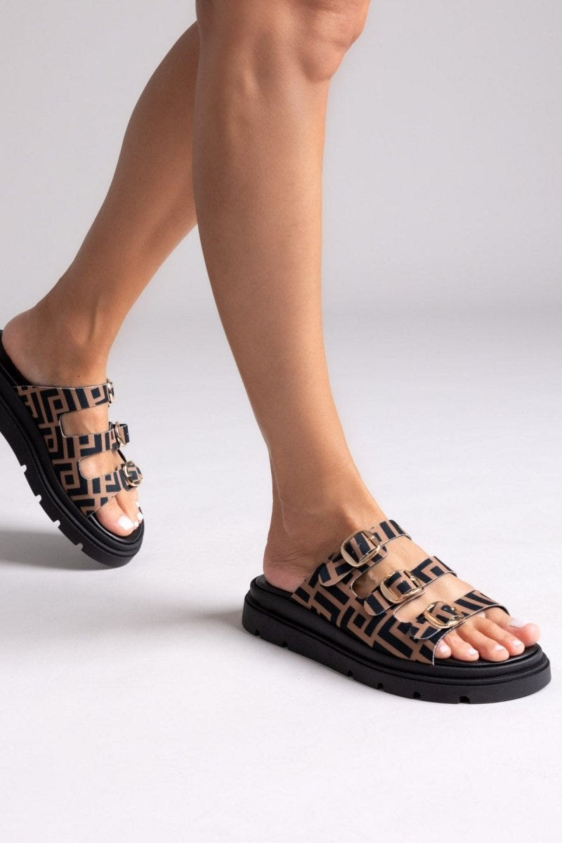 Σανδάλια flatforms υφασμάτινα με τρεις φάσες Tfp - Καφέ - thefashionproject.gr - TFP