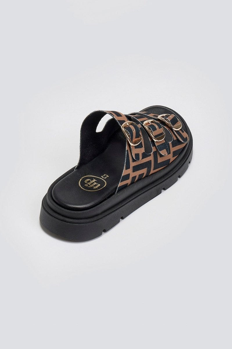 Σανδάλια flatforms υφασμάτινα με τρεις φάσες Tfp - Καφέ - thefashionproject.gr - TFP