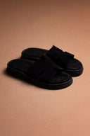 Σανδάλια καστόρινα με ανοίγματα - Μαύρο - thefashionproject.gr - Estil