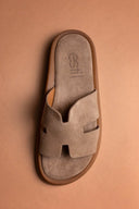 Σανδάλια καστόρινα με ανοίγματα - Τάουπε - thefashionproject.gr - Estil
