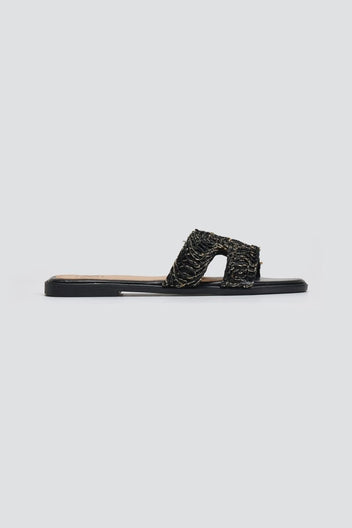 Σανδάλια με ανάγλυφο σχέδιο ERYNN - Μαύρο - thefashionproject.gr - ERYNN