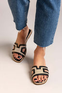 Σανδάλια με ανοίγματα στη φάσα ERYNN - Μαύρο - thefashionproject.gr - ERYNN
