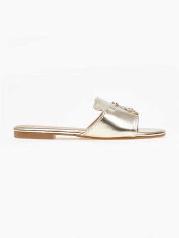 Σανδάλια με μεταλλικά charms ERYNN - Χρυσό - thefashionproject.gr - ERYNN