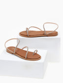 Σανδάλια με περαστό λουράκι με στρας Estil