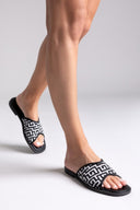 Σανδάλια με print μαίανδρο - Μαύρο - thefashionproject.gr - MIRA