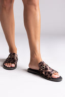 Σανδάλια ponyskin με print Estil - Καφέ - thefashionproject.gr - Estil