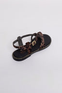 Σανδάλια ponyskin με print και κοτσιδάκι Estil - Καφέ - thefashionproject.gr - Estil