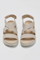 Σανδάλια sporty crossover με velcro - Μπεζ - thefashionproject.gr - La Coquette