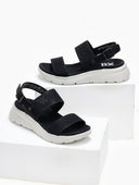 Σανδάλια sporty με διάτρητο σχέδιο Xti 142707 - Μαύρο - thefashionproject.gr - Xti Footwear
